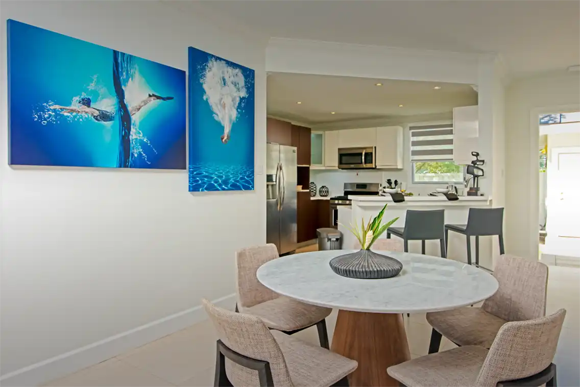 22 Freeport - Image 10