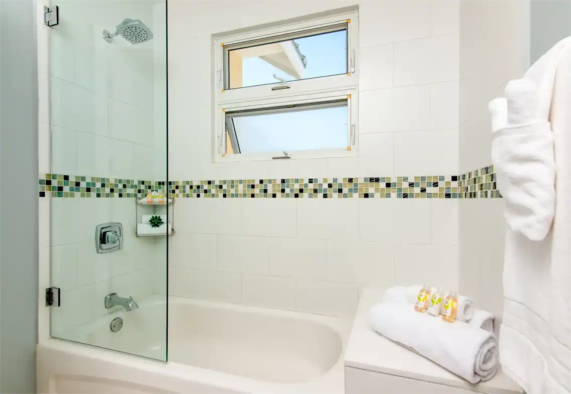 22 Freeport - Image 15