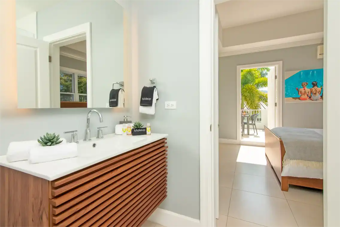 22 Freeport - Image 16