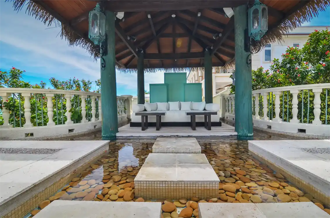 Villa C & B by The Sea - Image 39