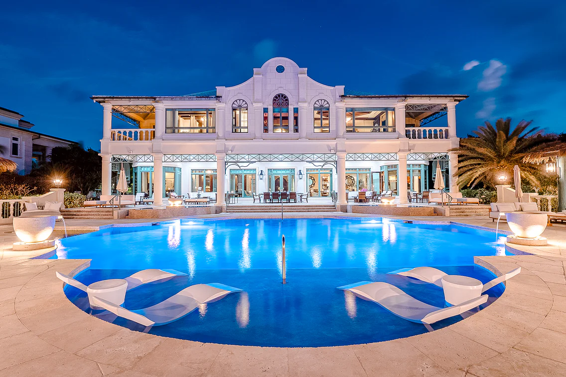 Villa C & B by The Sea - Image 106